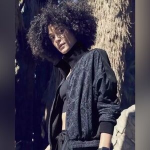 Athleta Brooklyn Track Bomber Print Jacket Size XL Blue/Black NWT